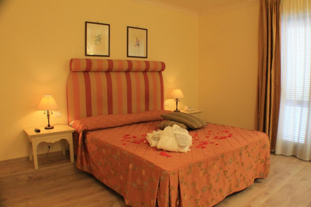 Il Parco Sul Mare Resort & Spa Tortoreto Bagian luar foto
