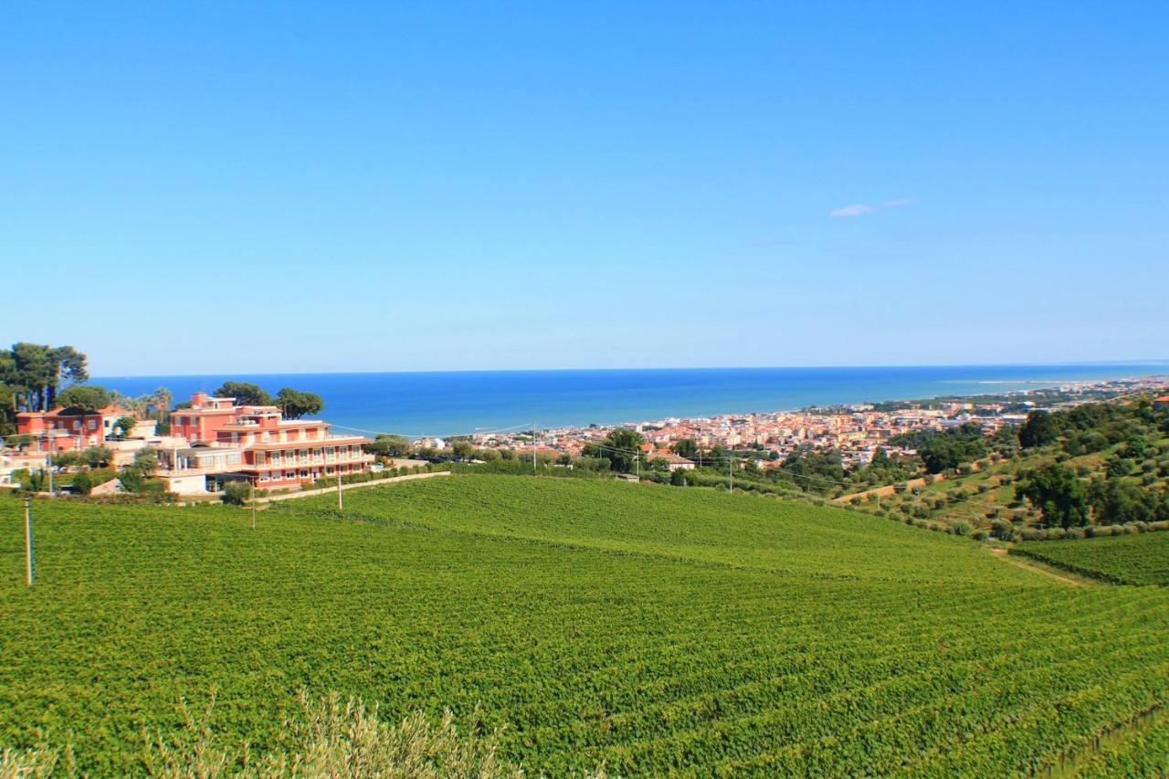 Il Parco Sul Mare Resort & Spa Tortoreto Bagian luar foto