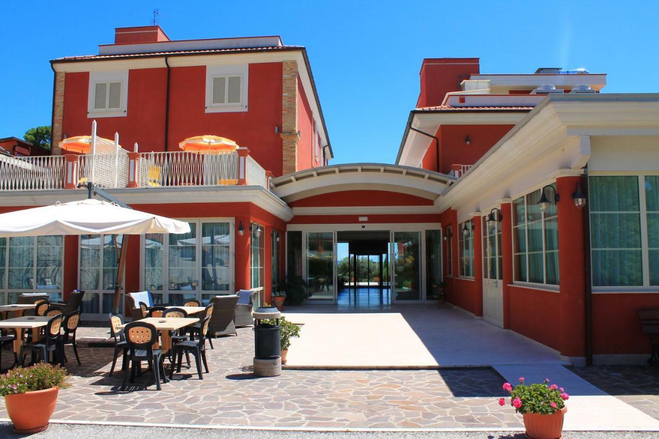 Il Parco Sul Mare Resort & Spa Tortoreto Bagian luar foto